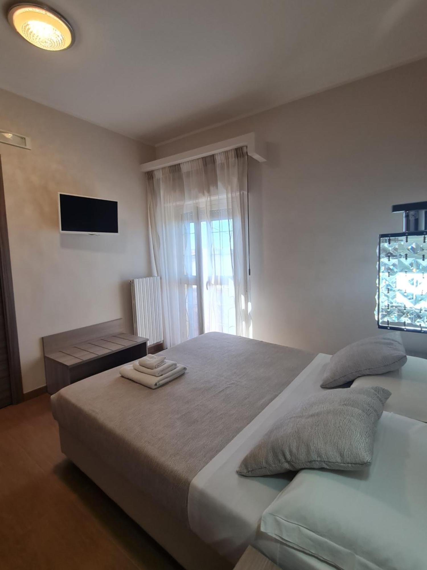 B&B La Casa Di Martina Цамброне Экстерьер фото